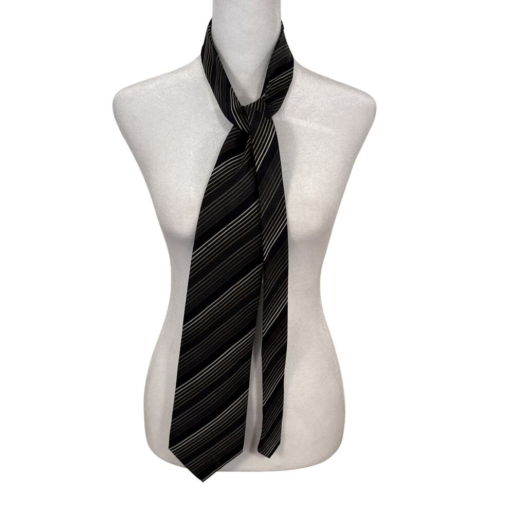 Alexander Julian Colors Mens Tie 100% Silk Multicolored Striped